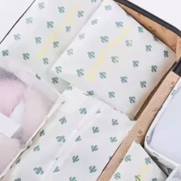 New! Packing Cubes, Travel Luggage Organizers Set with Toiletry Bag (Cactus) - Picture 2 of 8